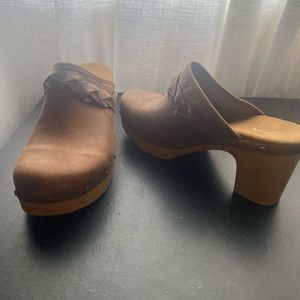Clarks Wooden Clogs- Women’s Size 9
